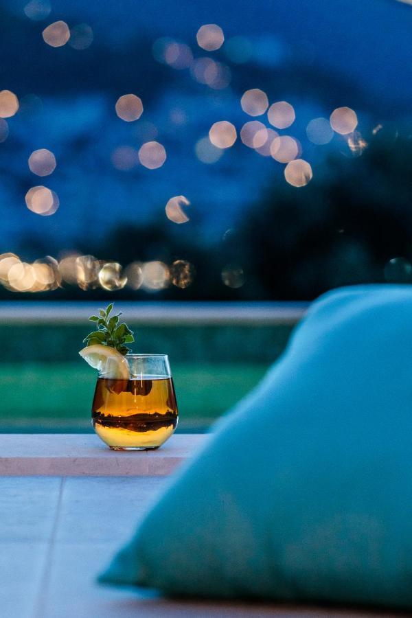 Sunshine Pool Villa Skopelos Town Bagian luar foto