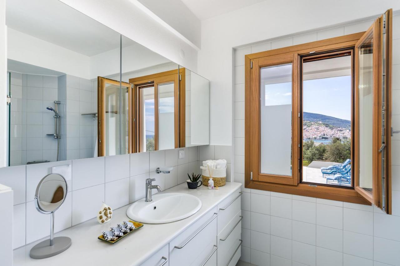 Sunshine Pool Villa Skopelos Town Bagian luar foto