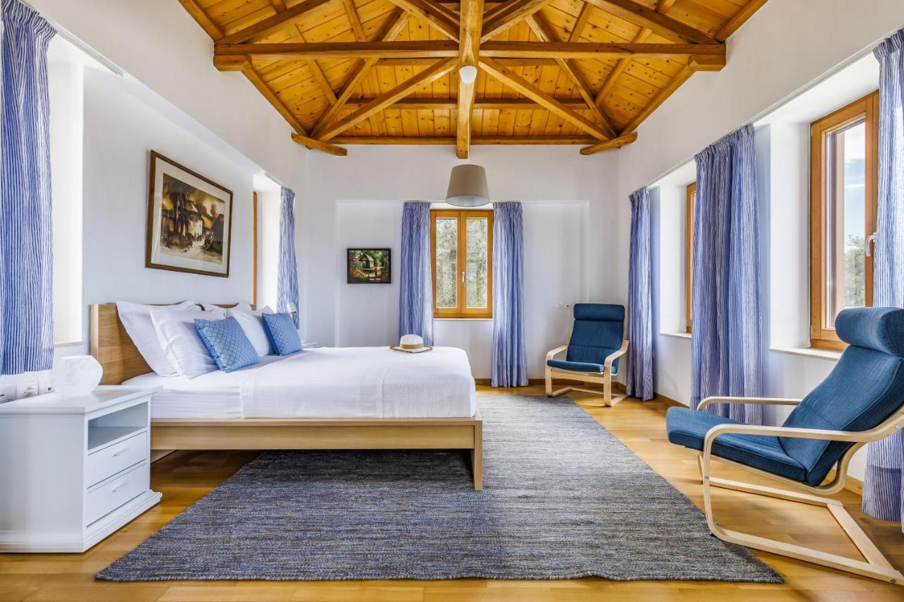 Sunshine Pool Villa Skopelos Town Bagian luar foto